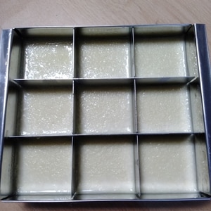 粉ゼラチンで作る簡単　《ごま豆腐》